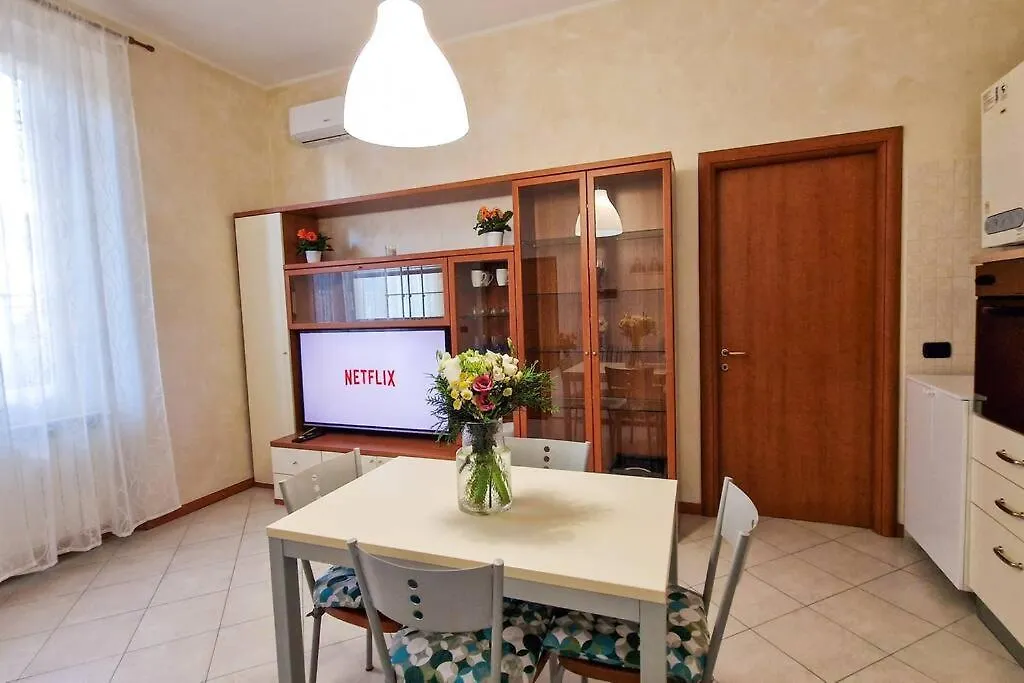 A 5 Minuti Metro M2 Milano Casa Nella Corte Cologno Monzese Apartment