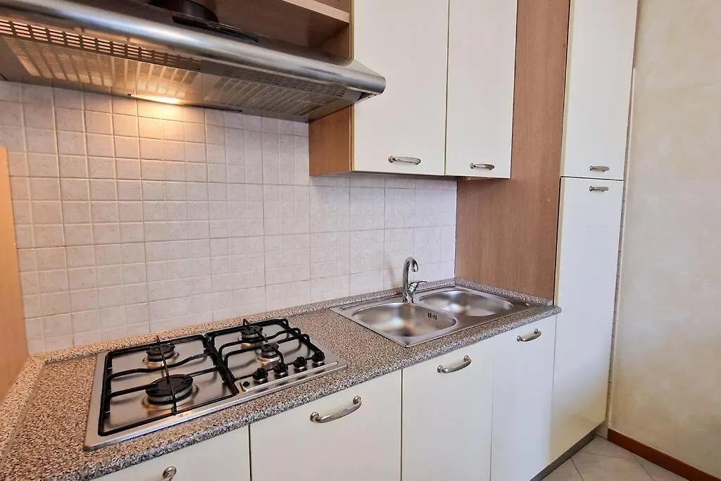 Apartment A 5 Minuti Metro M2 Milano Casa Nella Corte Cologno Monzese