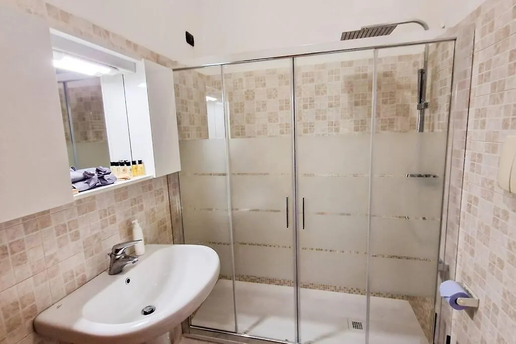 A 5 Minuti Metro M2 Milano Casa Nella Corte Cologno Monzese Apartment