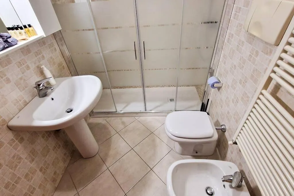 A 5 Minuti Metro M2 Milano Casa Nella Corte Cologno Monzese