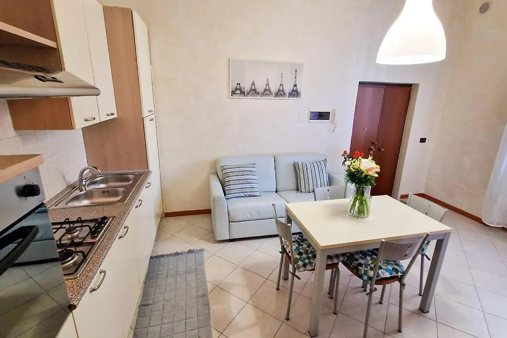 A 5 Minuti Metro M2 Milano Casa Nella Corte Cologno Monzese